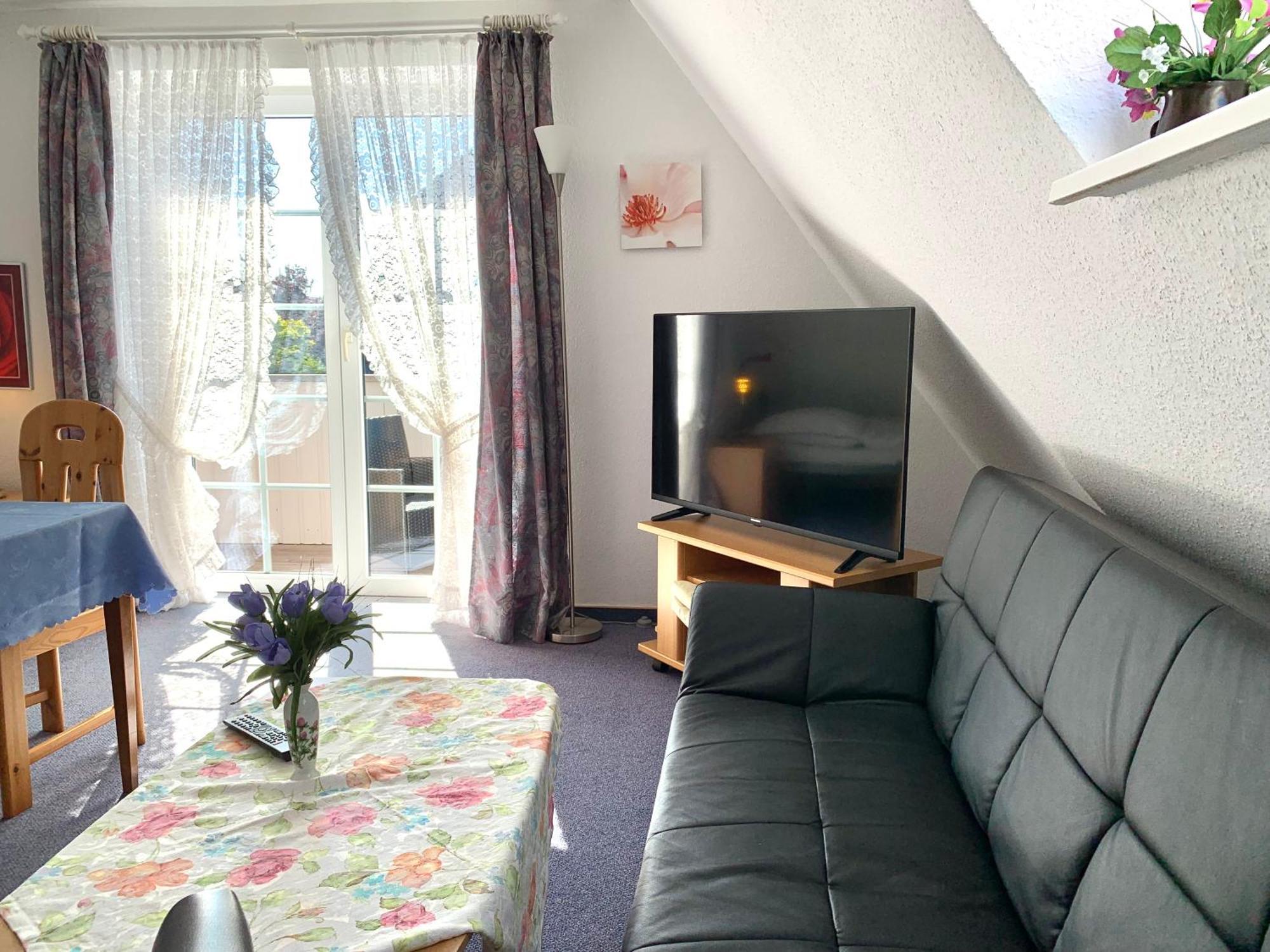 Haus Aquamarin-Apartment Smaragd In Strandnaehe Büsum Exterior foto